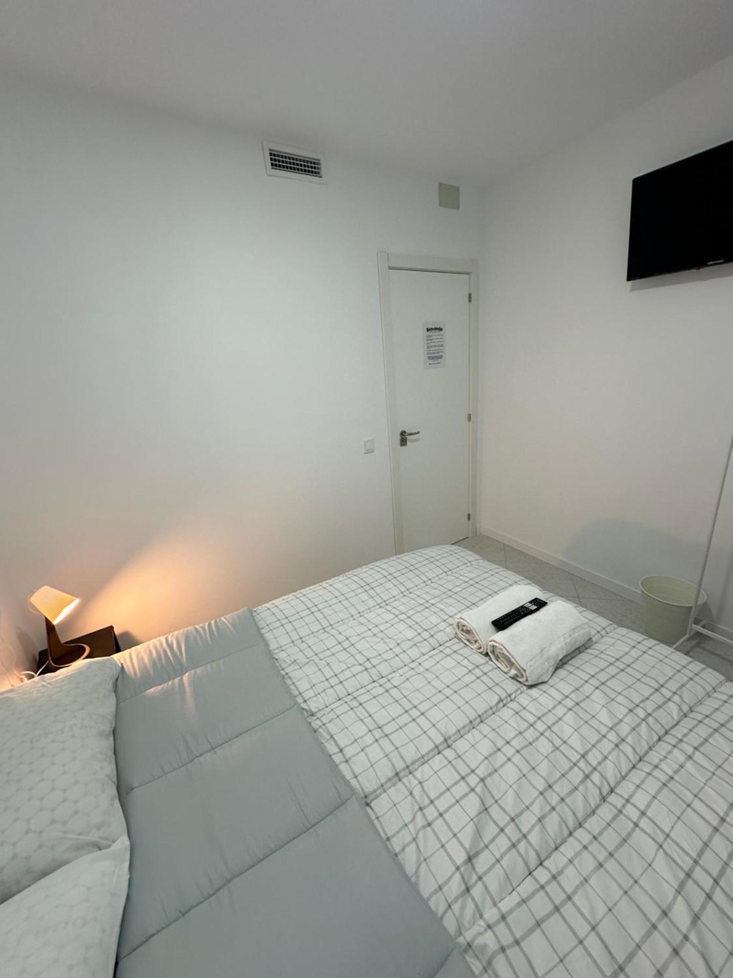 Rooms Mediavilla Madrid Eksteriør bilde