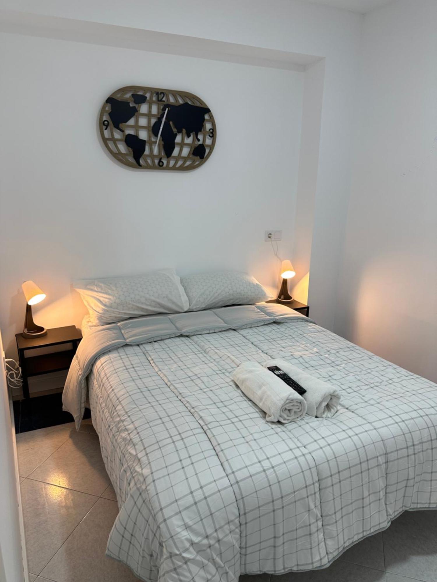 Rooms Mediavilla Madrid Eksteriør bilde