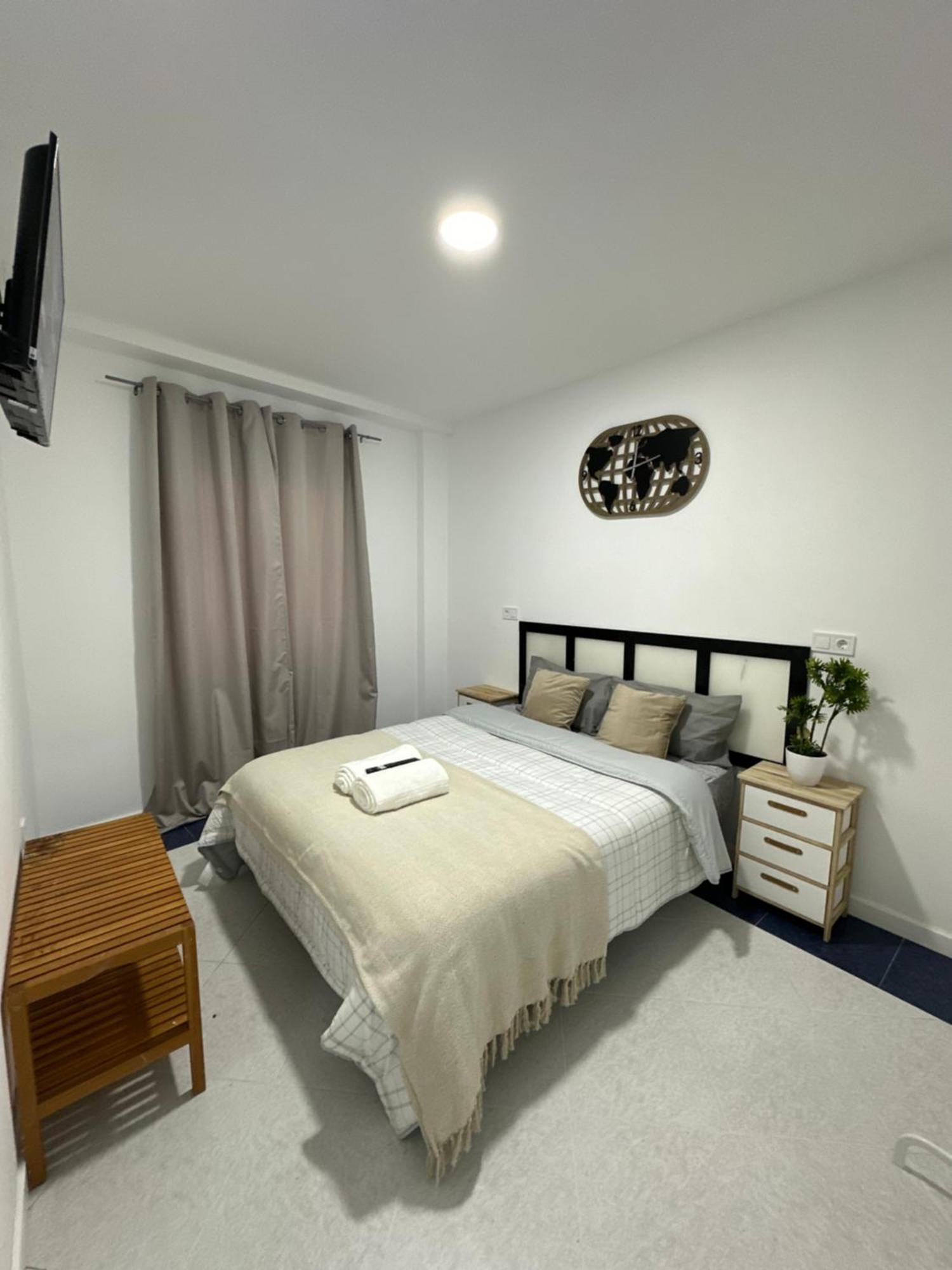 Rooms Mediavilla Madrid Eksteriør bilde