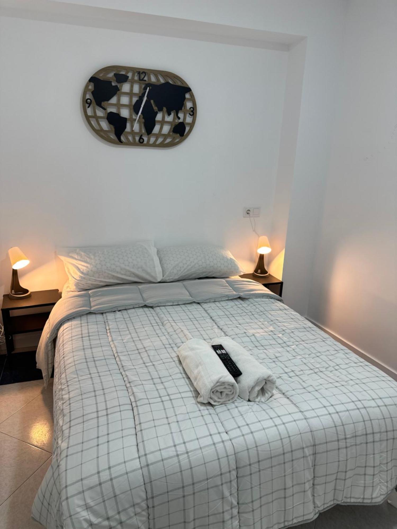 Rooms Mediavilla Madrid Eksteriør bilde