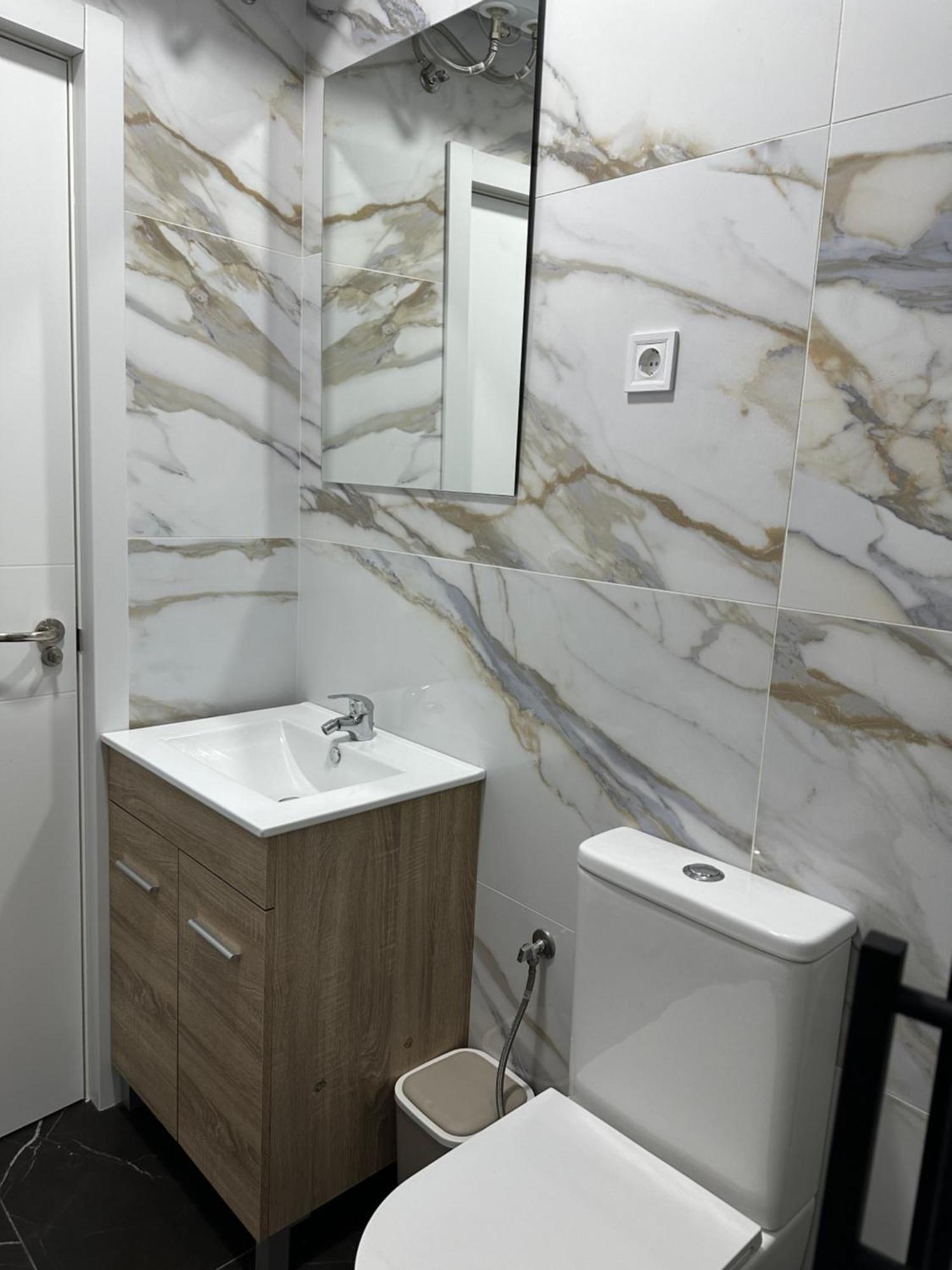 Rooms Mediavilla Madrid Eksteriør bilde